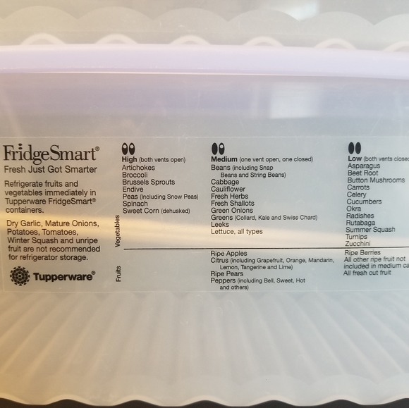Tupperware FridgeSmart storage - Picture 3 of 3